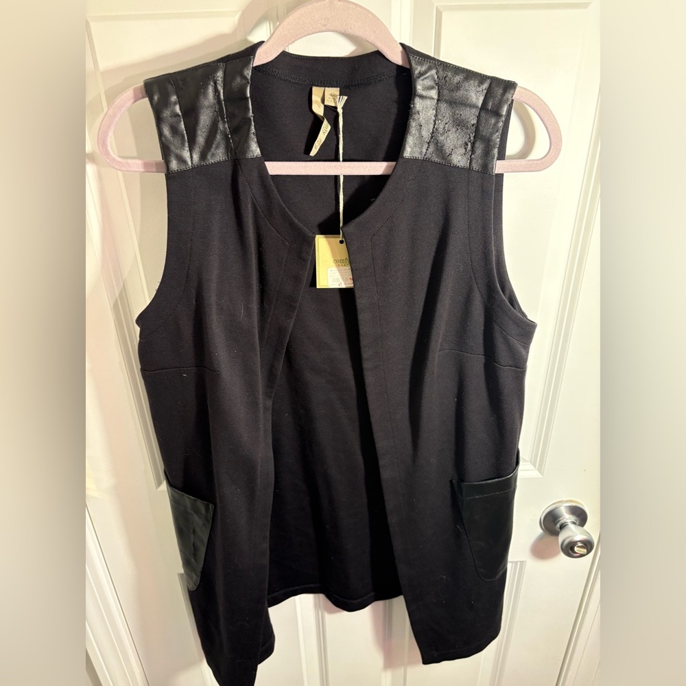 Comfy USA Black Pleather Vest S